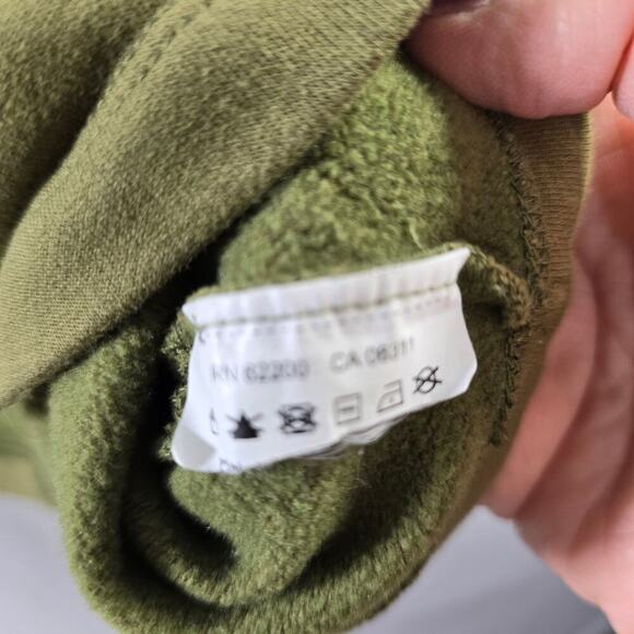 Fenty Puma by Rihanna Olive Green Crop Short Sleeve Sweatshirt Size Medium - Picture 5 of 8